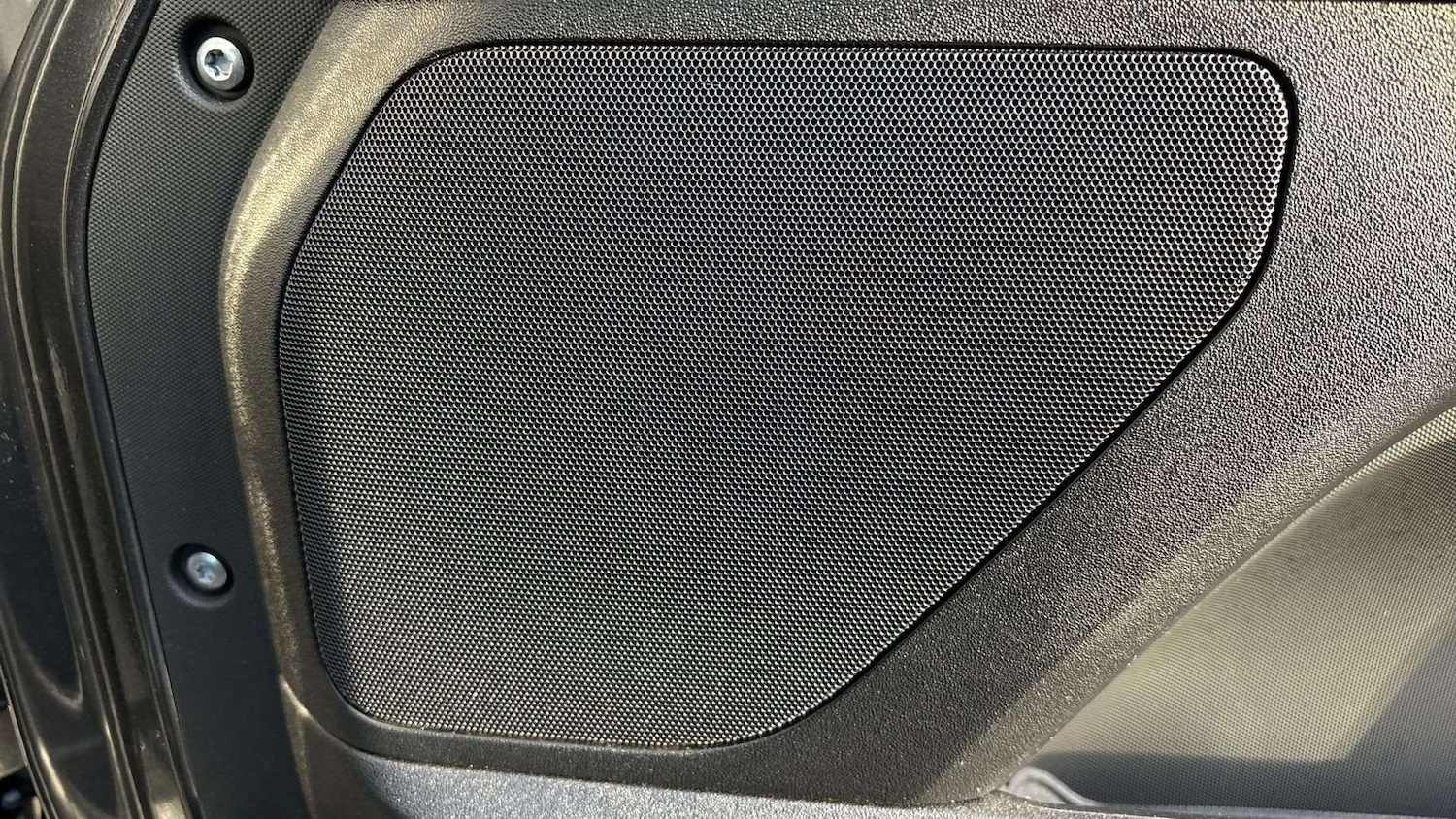 Used Land Rover Defender 2025 for sale - 76460228: Photo 24