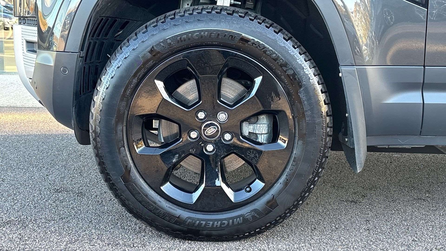 Used Land Rover Defender 2025 for sale - 76460228: Photo 32