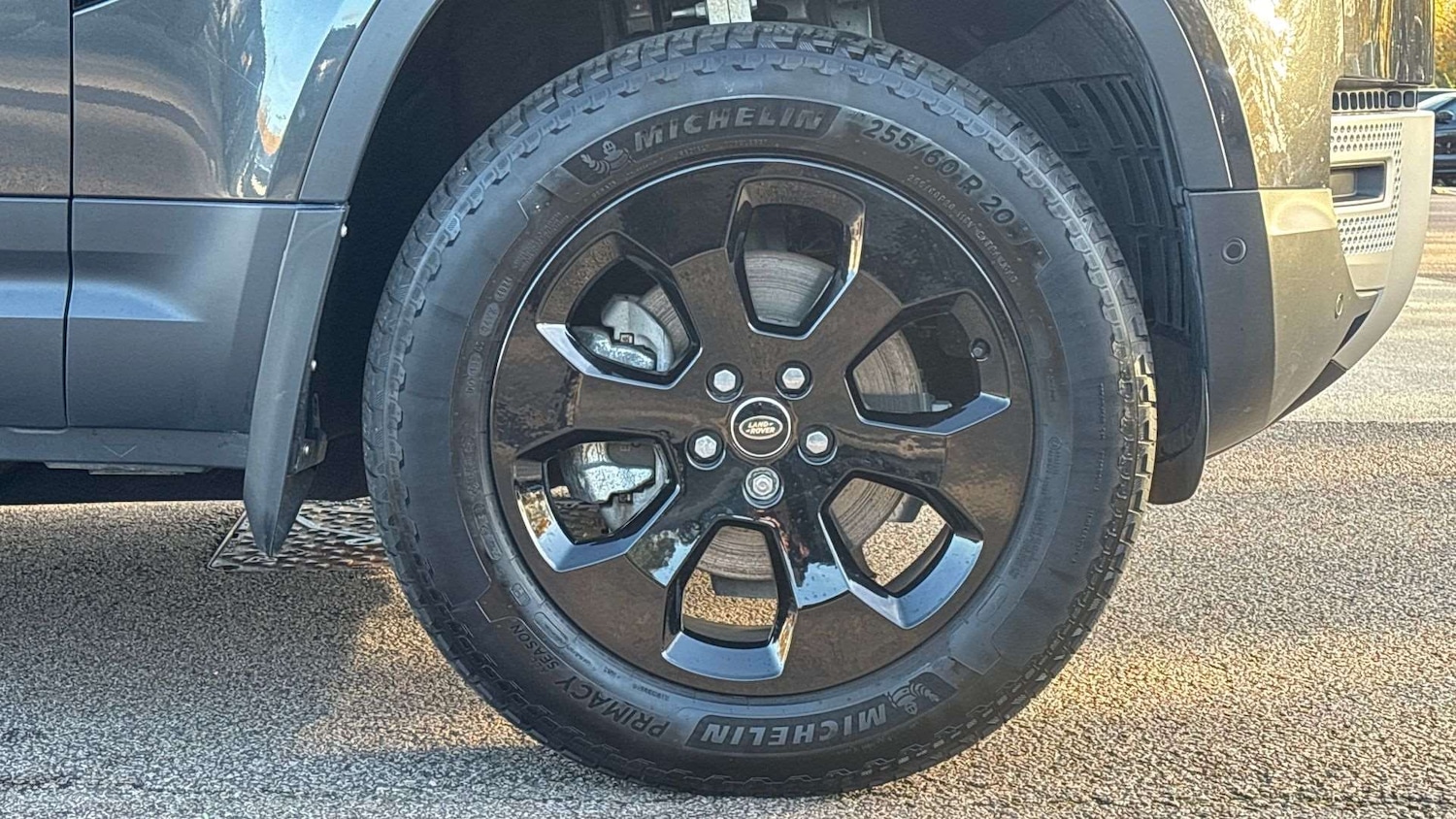 Used Land Rover Defender 2025 for sale - 76460228: Photo 8