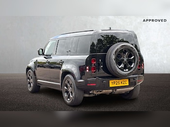 Used Land Rover Defender 2025 for sale - 78924984: Photo