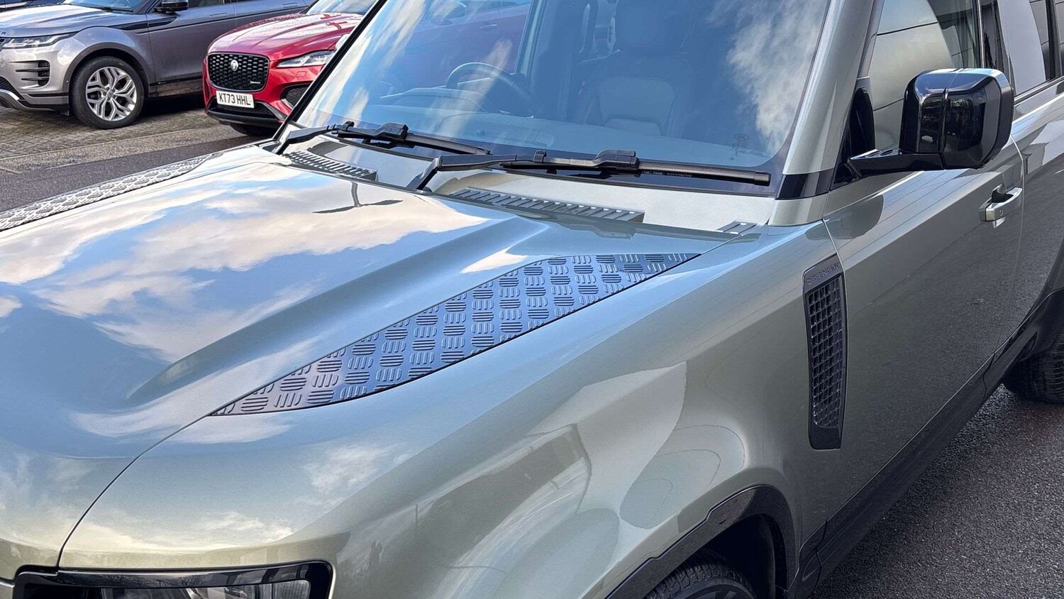 Used Land Rover Defender 2023 for sale - 77270209: Photo 20