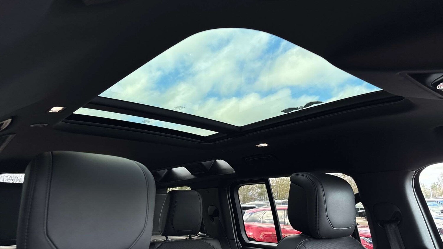 Used Land Rover Defender 2023 for sale - 77270209: Photo 21