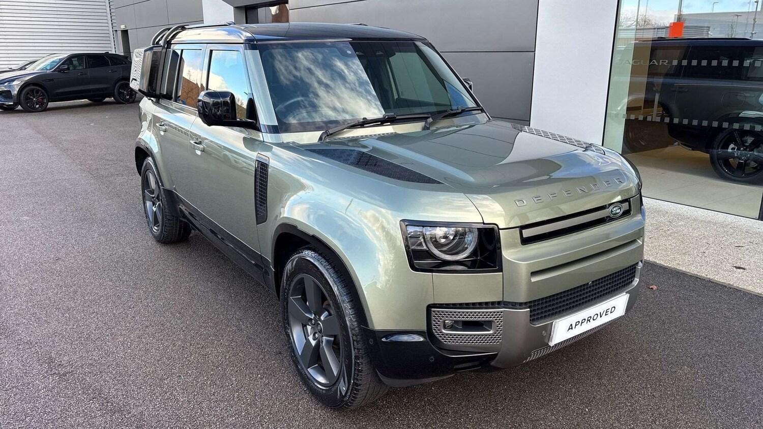 Used Land Rover Defender 2023 for sale - 77270209: Photo 29