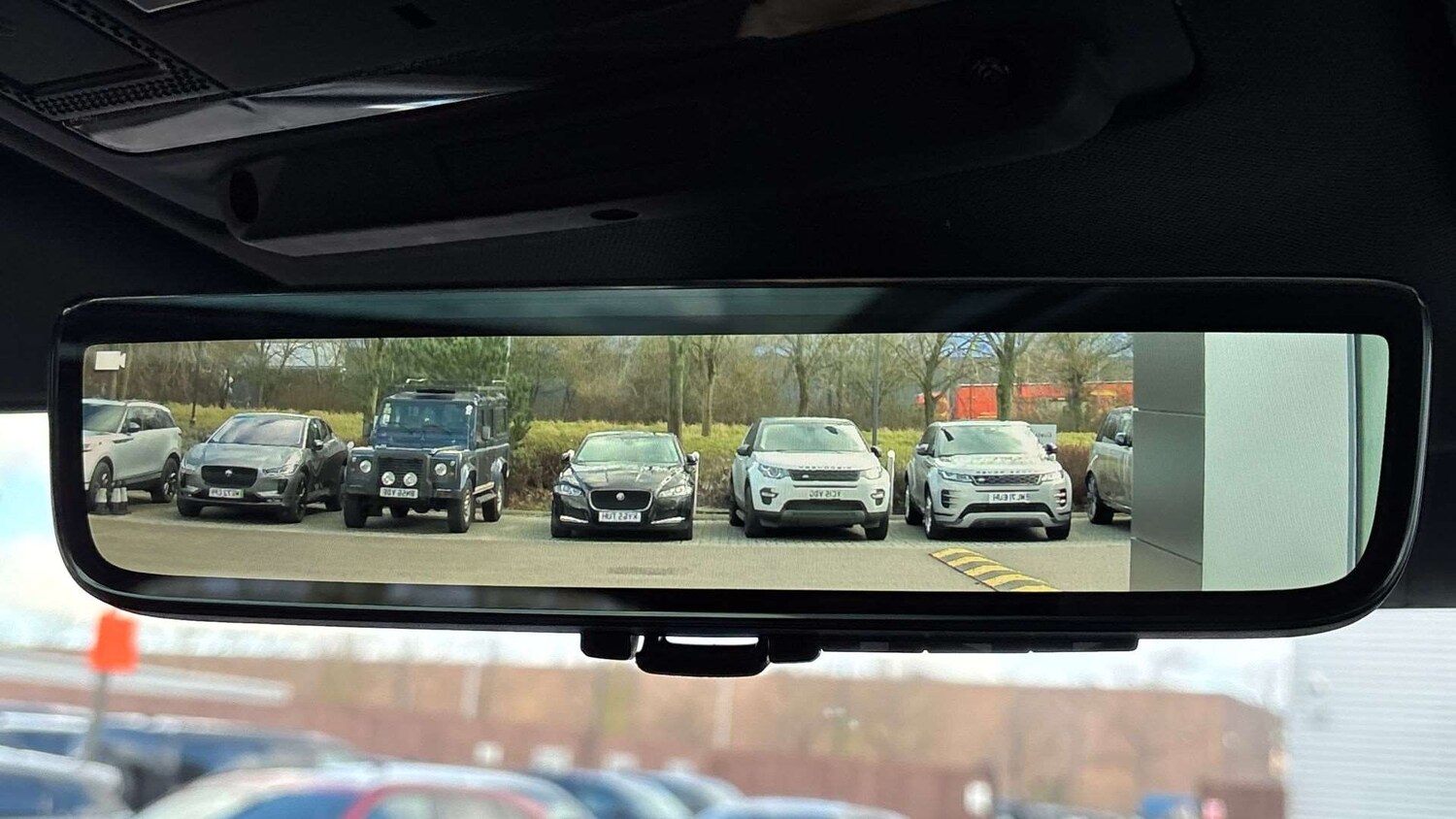 Used Land Rover Defender 2023 for sale - 77270209: Photo 34