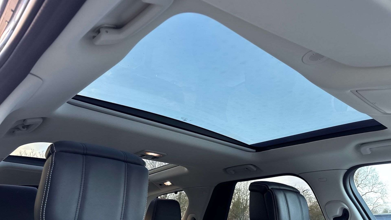 Used Land Rover Discovery 2024 for sale - 77429232: Photo 21