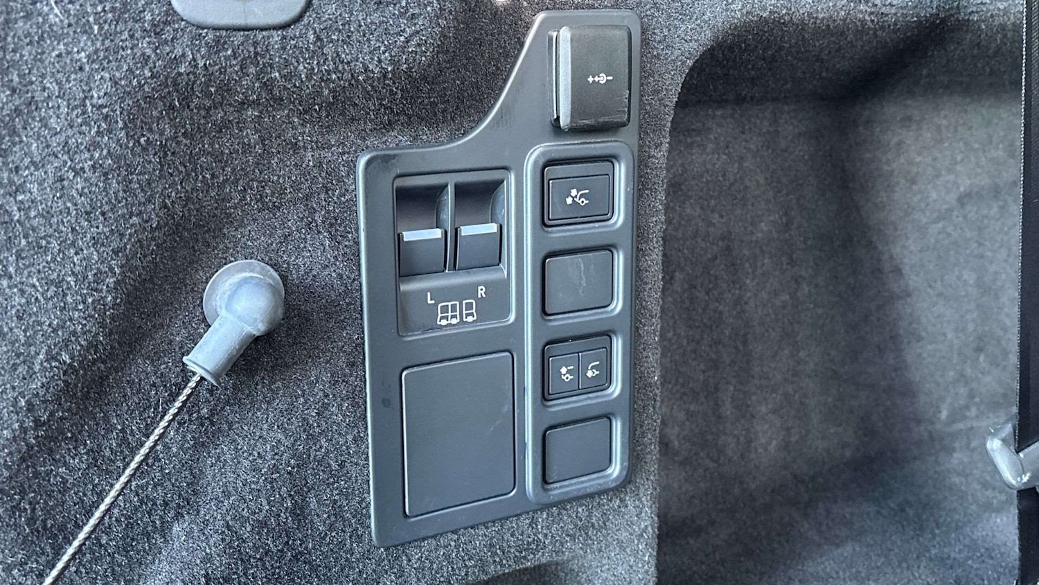 Used Land Rover Discovery 2024 for sale - 77429232: Photo 27