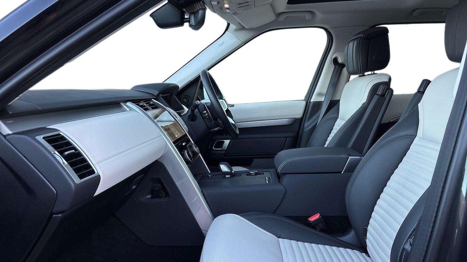 Used Land Rover Discovery 2024 for sale - 77429232: Photo 3