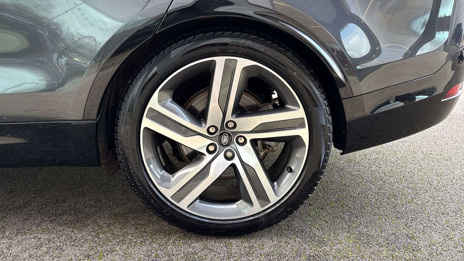 Used Land Rover Discovery 2024 for sale - 77429232: Photo 31