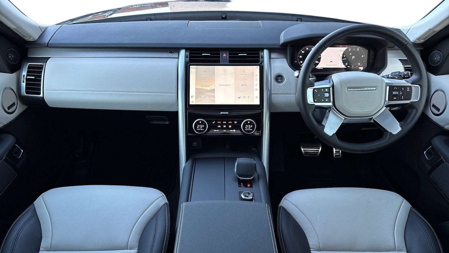 Used Land Rover Discovery 2024 for sale - 77429232: Photo 9