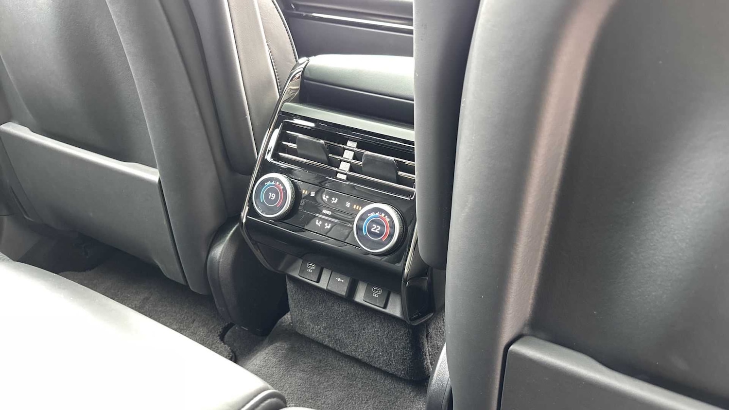 Used Land Rover Range Rover Sport 2023 for sale - 76460370: Photo 18