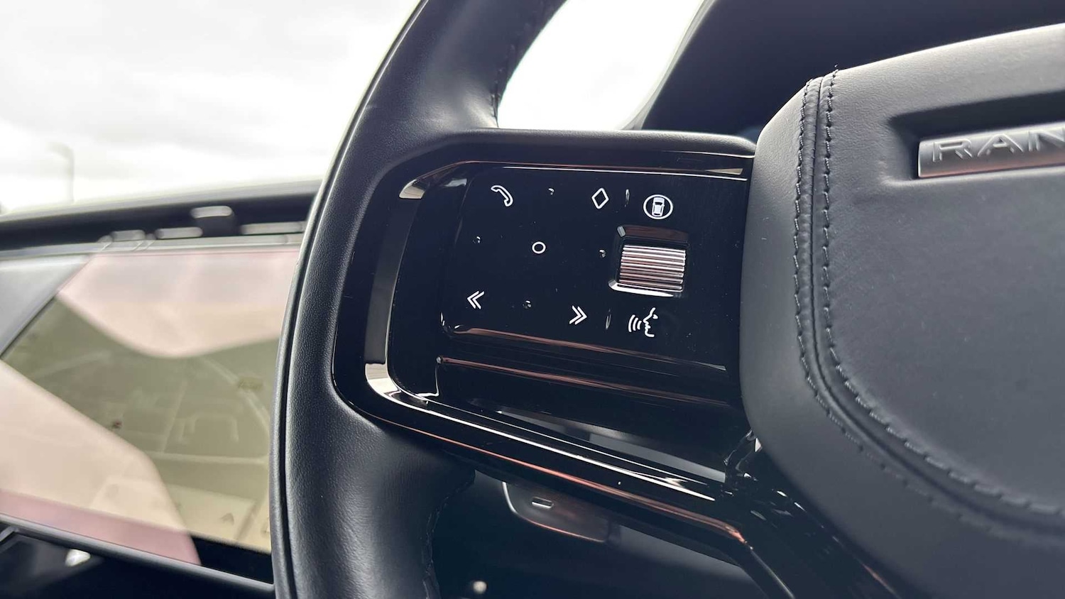 Used Land Rover Range Rover Sport 2023 for sale - 76460370: Photo 30