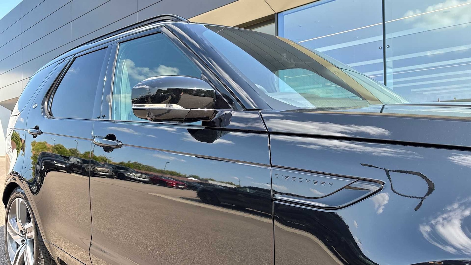 Used Land Rover Discovery 2025 for sale - 76460589: Photo 22