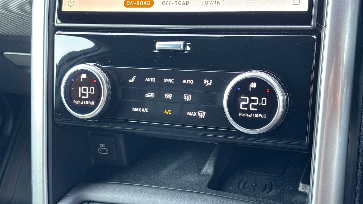 Used Land Rover Discovery 2025 for sale - 76460589: Photo 30