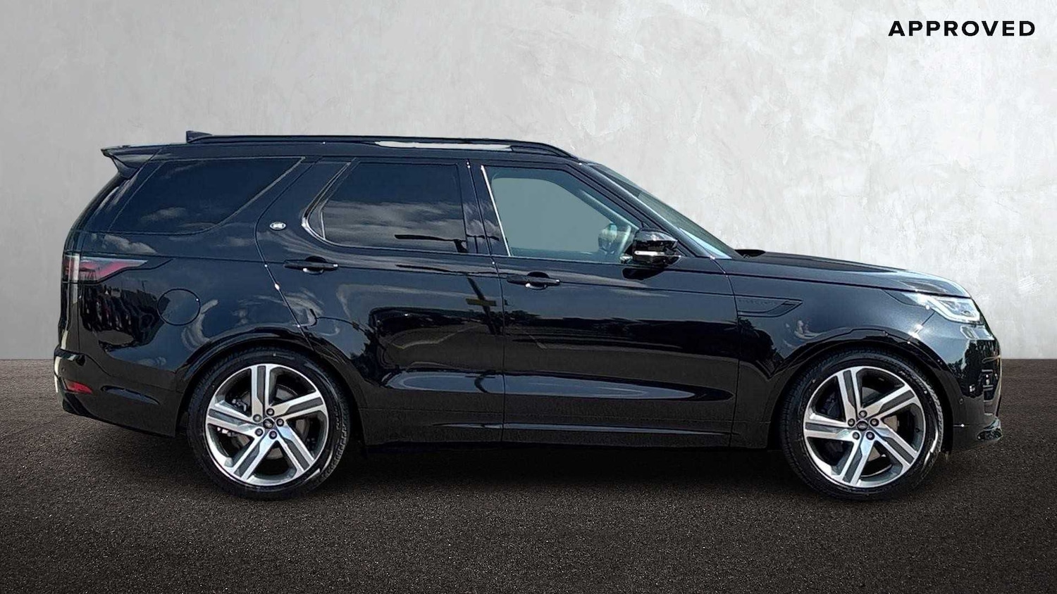 Used Land Rover Discovery 2025 for sale - 76460589: Photo 5