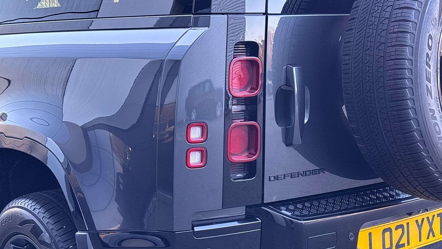 Used Land Rover Defender 2021 for sale - 77674841: Photo 19