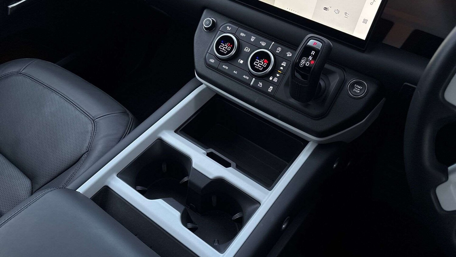 Used Land Rover Defender 2024 for sale - 76460425: Photo 13