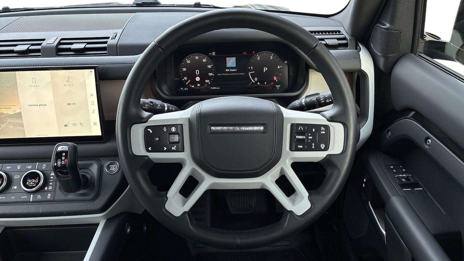 Used Land Rover Defender 2024 for sale - 76460425: Photo 15