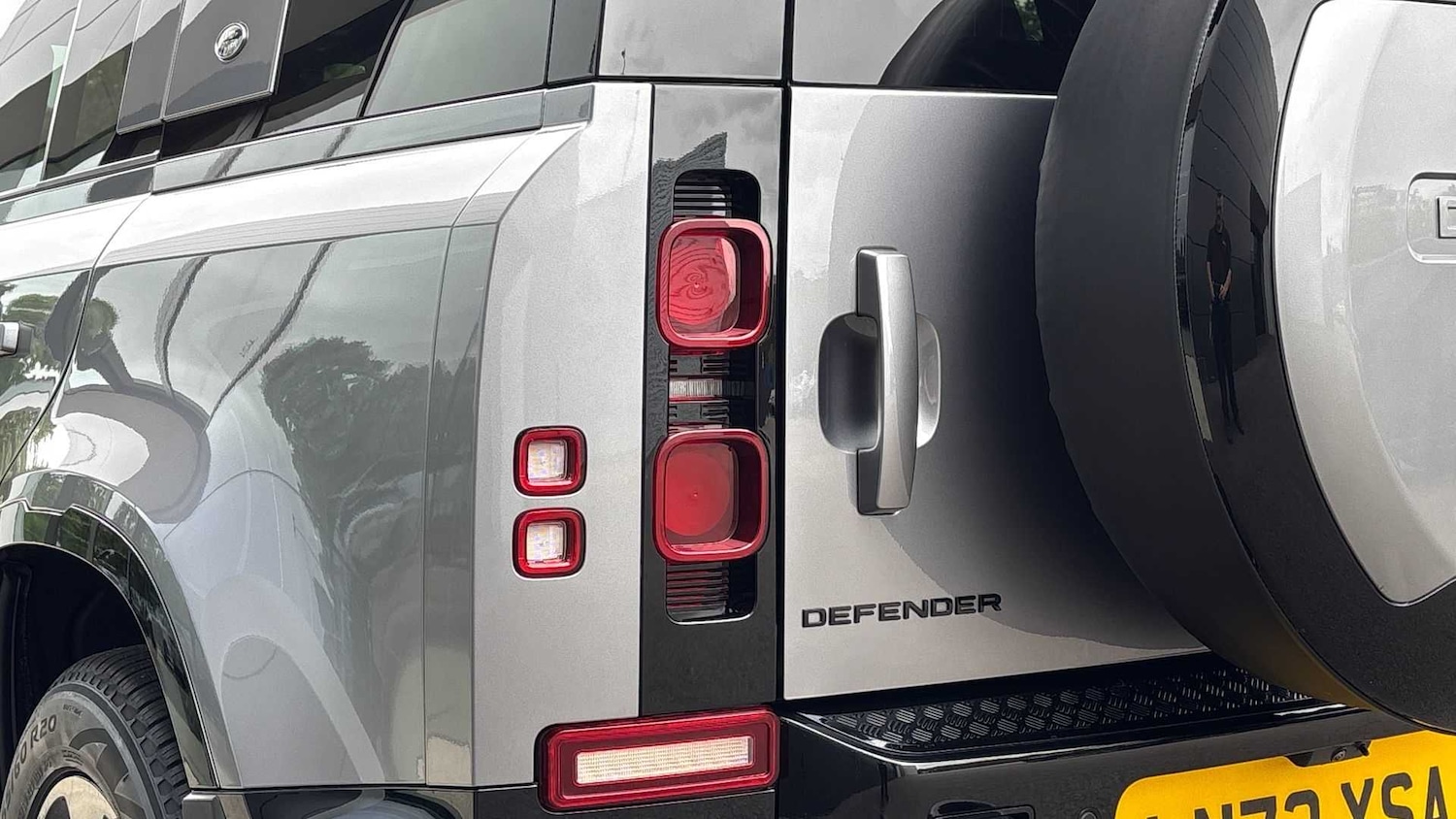 Used Land Rover Defender 2023 for sale - 76460057: Photo 19