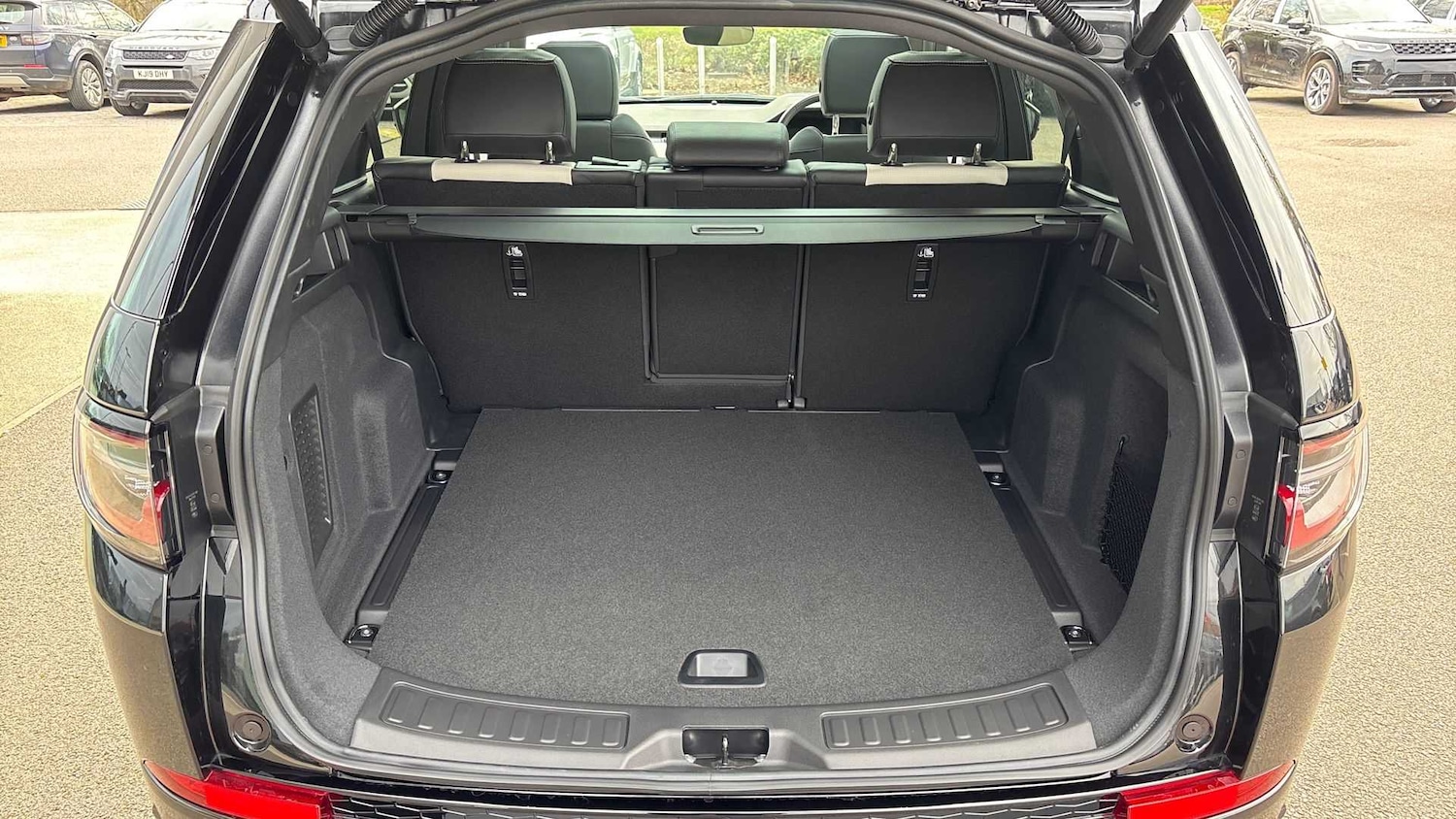 Used Land Rover Discovery Sport 2025 for sale - 76460332: Photo 10