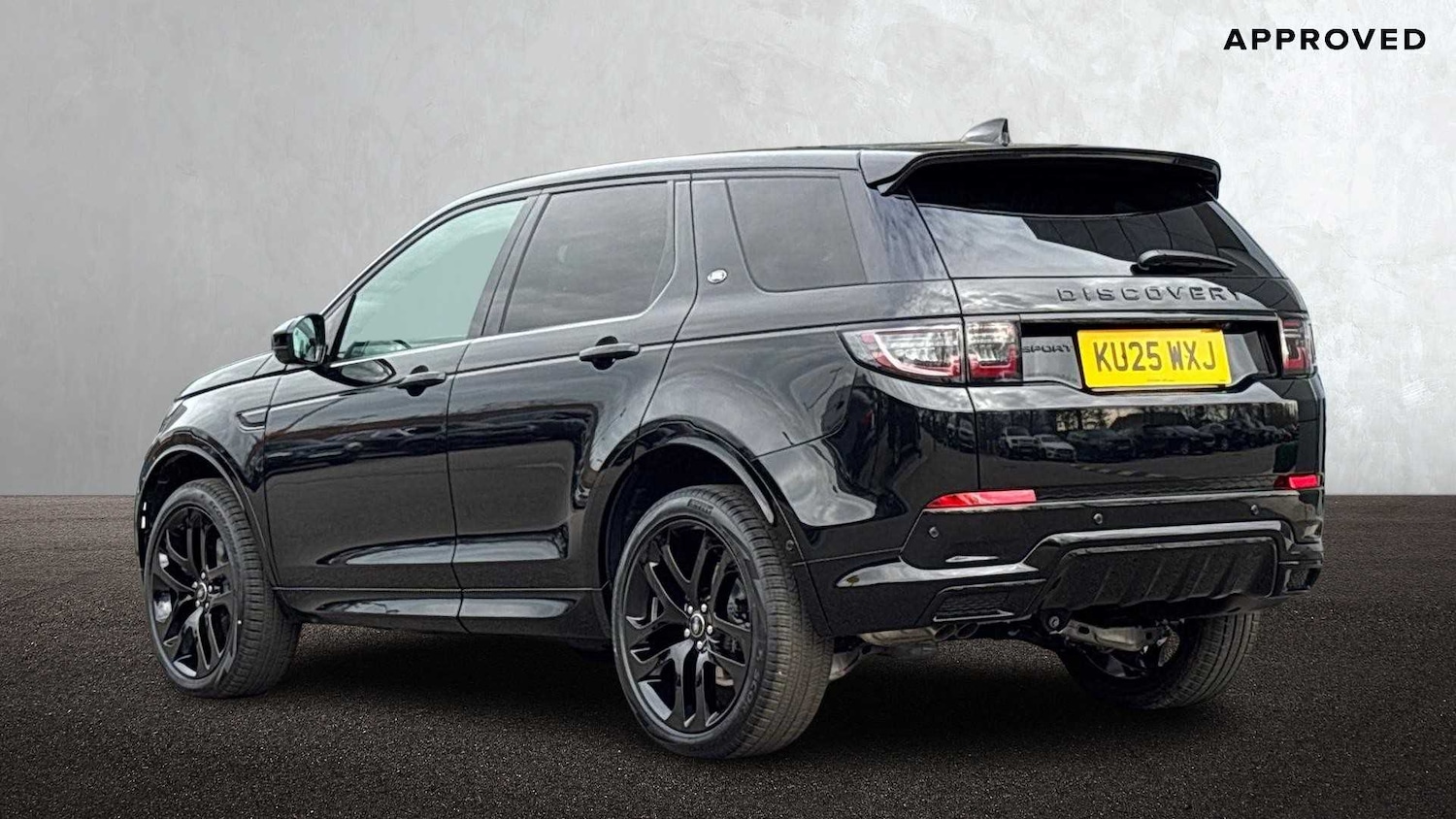 Used Land Rover Discovery Sport 2025 for sale - 76460332: Photo 2