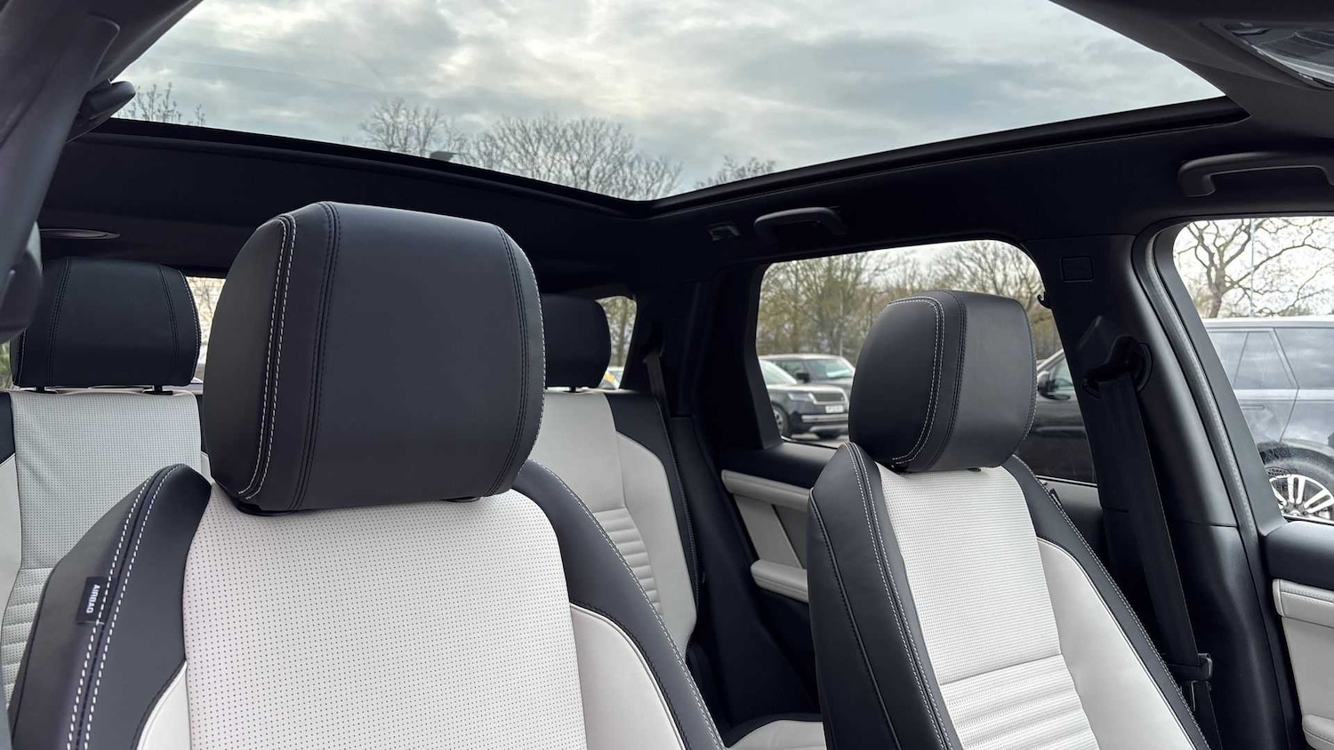 Used Land Rover Discovery Sport 2025 for sale - 76460332: Photo 29