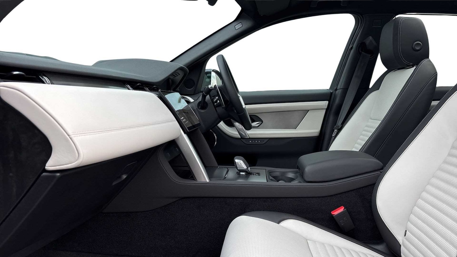 Used Land Rover Discovery Sport 2025 for sale - 76460332: Photo 3