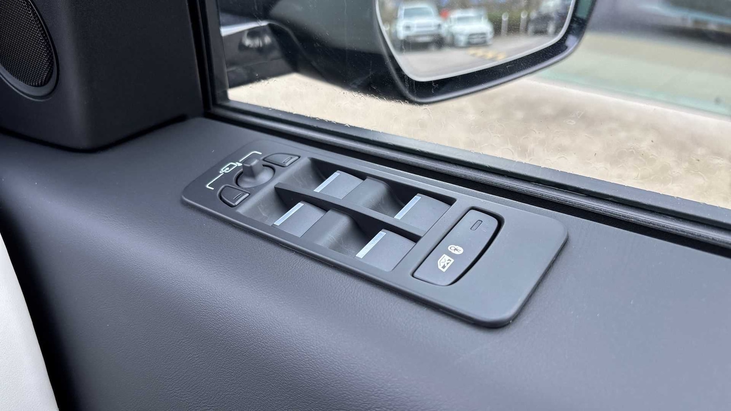 Used Land Rover Discovery Sport 2025 for sale - 76460332: Photo 33