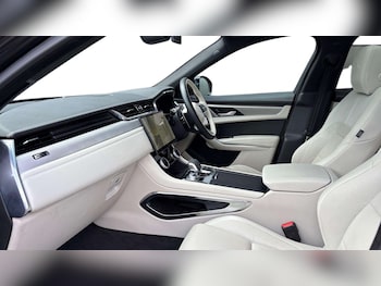 Used Jaguar F-Pace 2023 for sale - 78800455: Photo