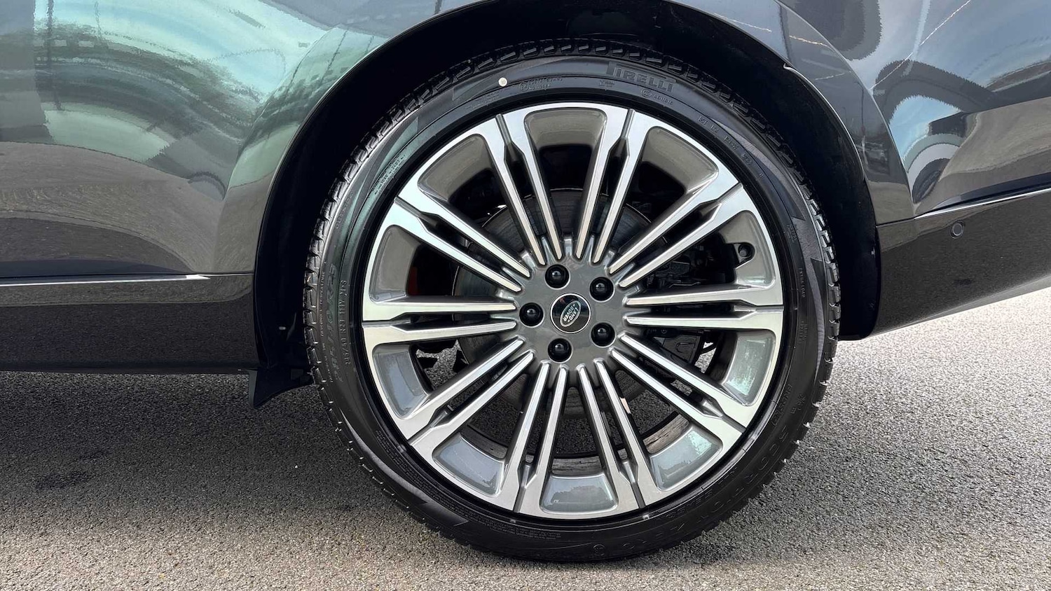 Used Land Rover Range Rover 2025 for sale - 77076601: Photo 25