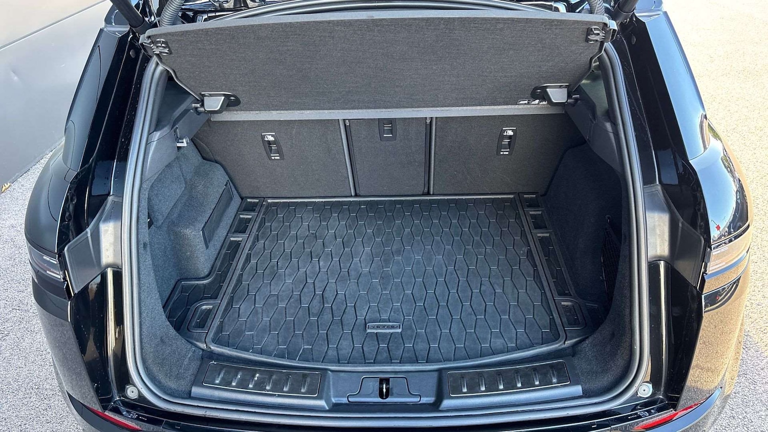 Used Land Rover Range Rover Evoque 2024 for sale - 76460143: Photo 10