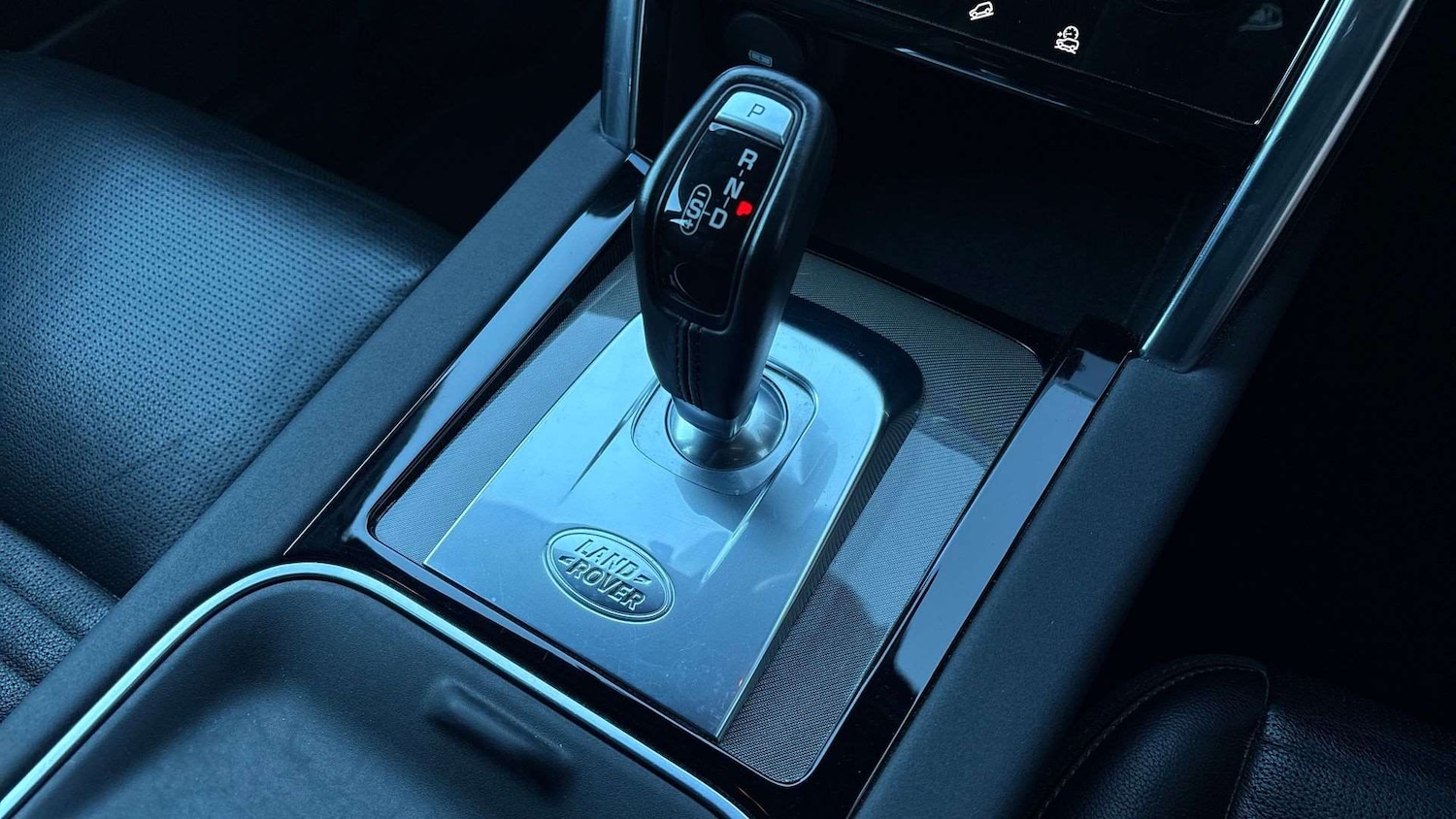 Used Land Rover Discovery Sport 2020 for sale - 76851584: Photo 13