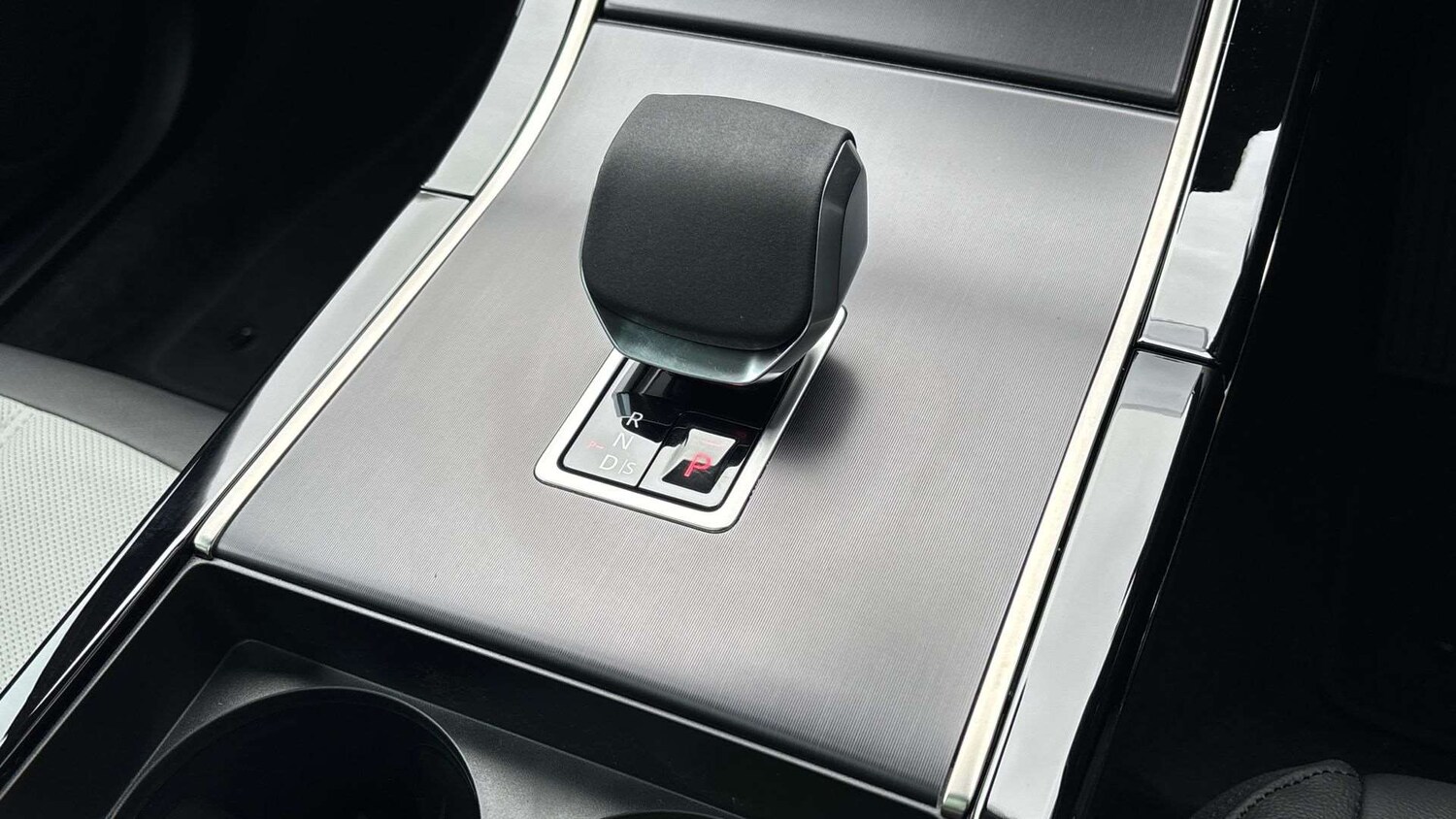 Used Land Rover Range Rover Evoque 2025 for sale - 77526999: Photo 13