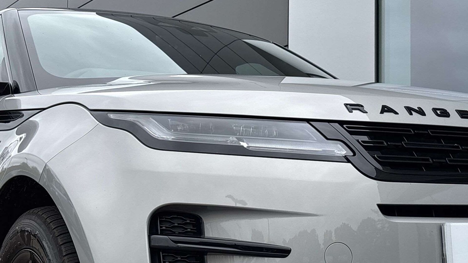 Used Land Rover Range Rover Evoque 2025 for sale - 77526999: Photo 17