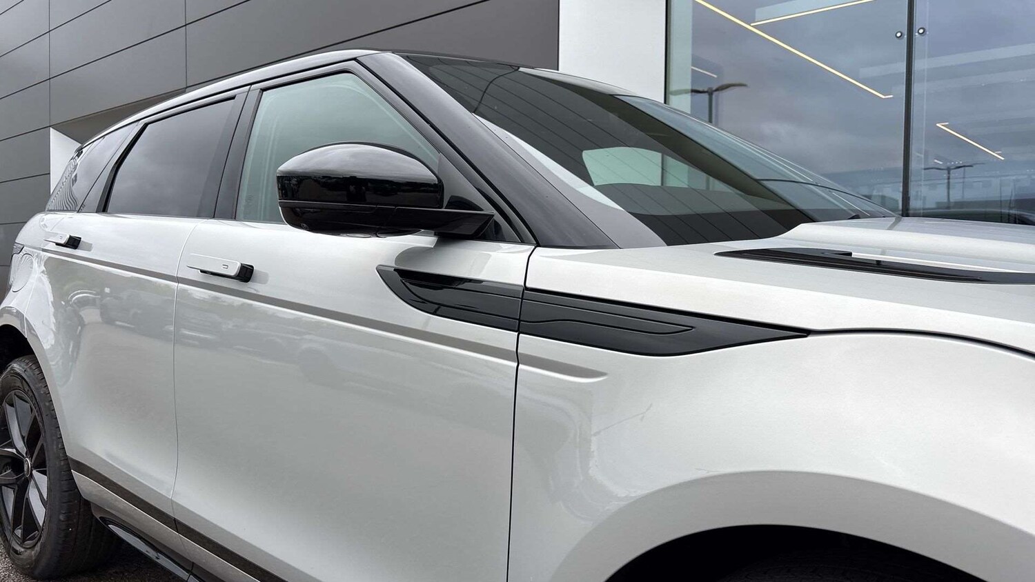 Used Land Rover Range Rover Evoque 2025 for sale - 77526999: Photo 21