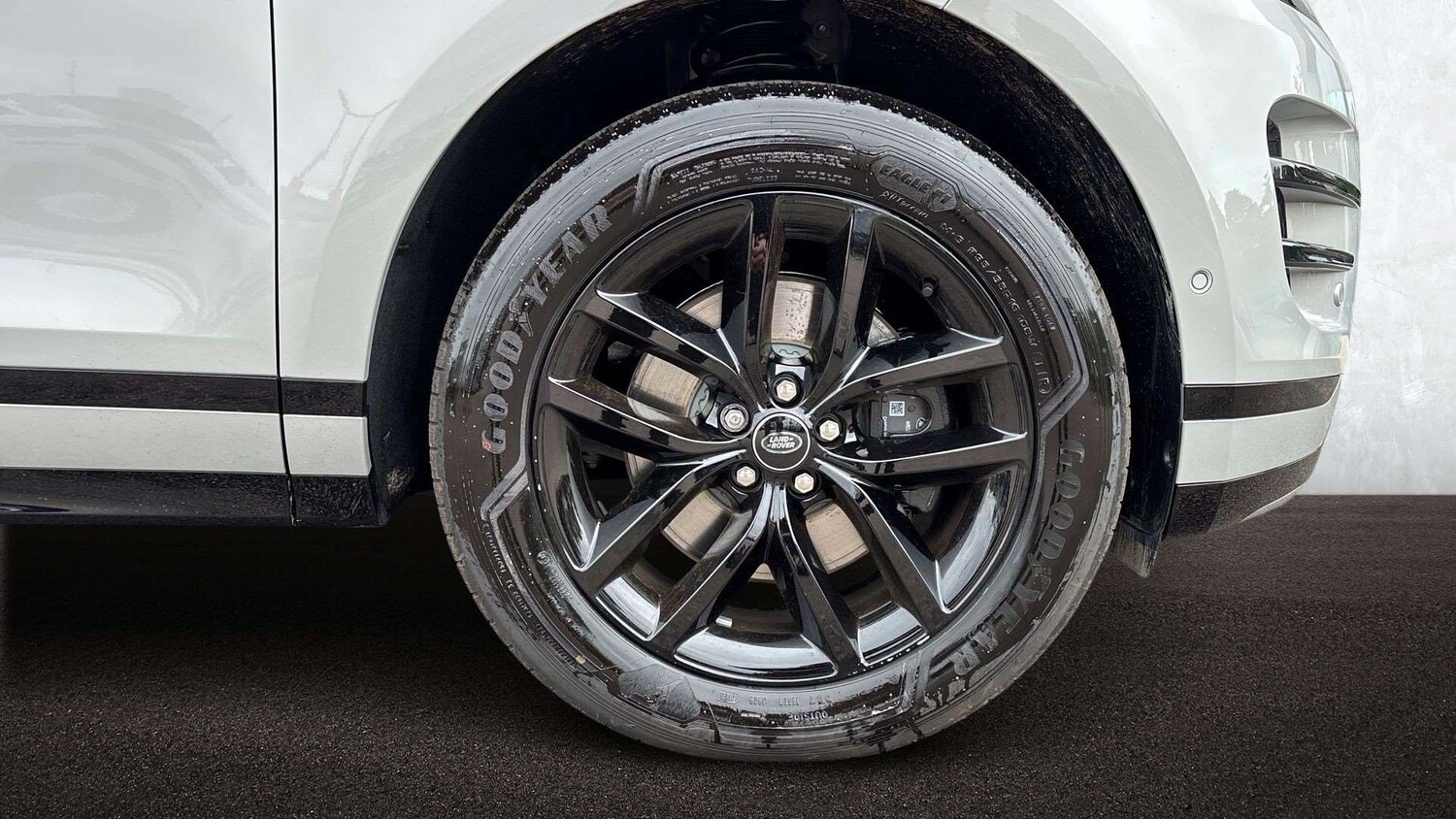 Used Land Rover Range Rover Evoque 2025 for sale - 77526999: Photo 8