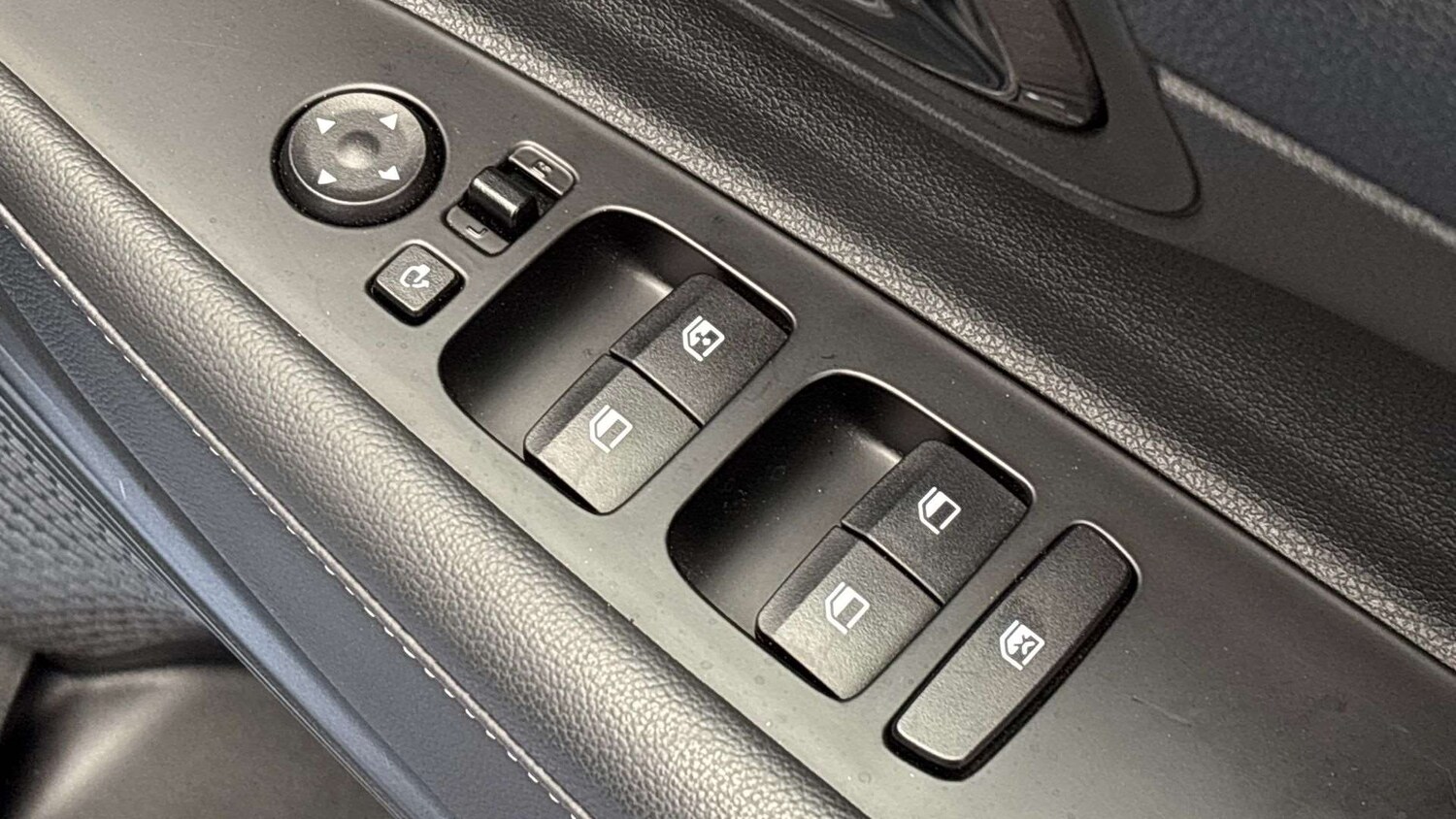 Used Hyundai i20 2023 for sale - 77913962: Photo 25