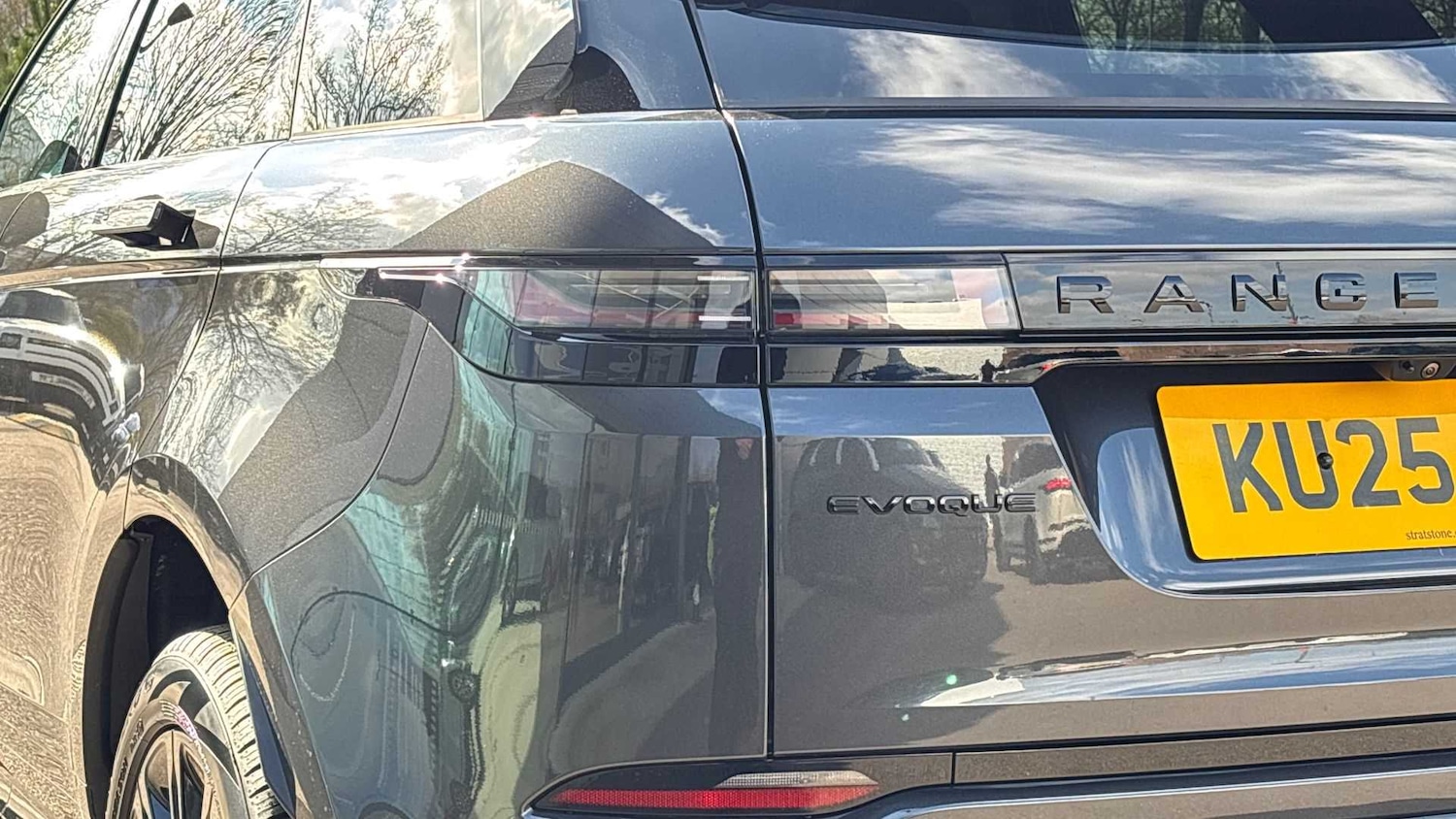 Used Land Rover Range Rover Evoque 2025 for sale - 76459899: Photo 19