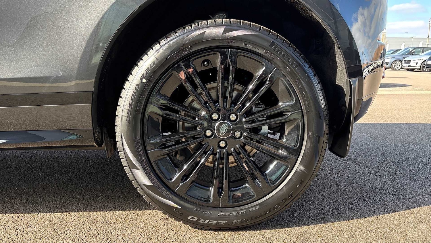 Used Land Rover Range Rover Evoque 2025 for sale - 76459899: Photo 25