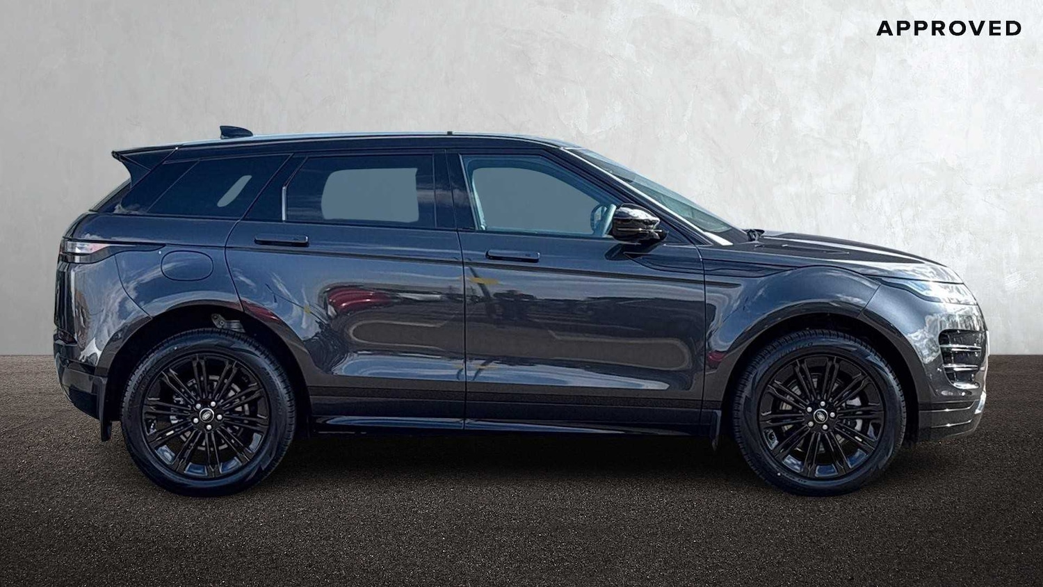 Used Land Rover Range Rover Evoque 2025 for sale - 76459899: Photo 5