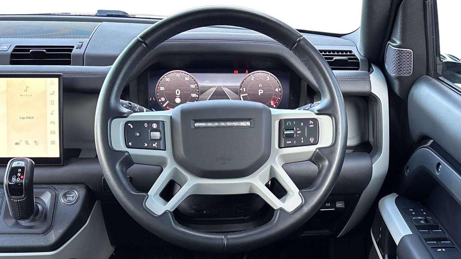 Used Land Rover Defender 2024 for sale - 76460292: Photo 15