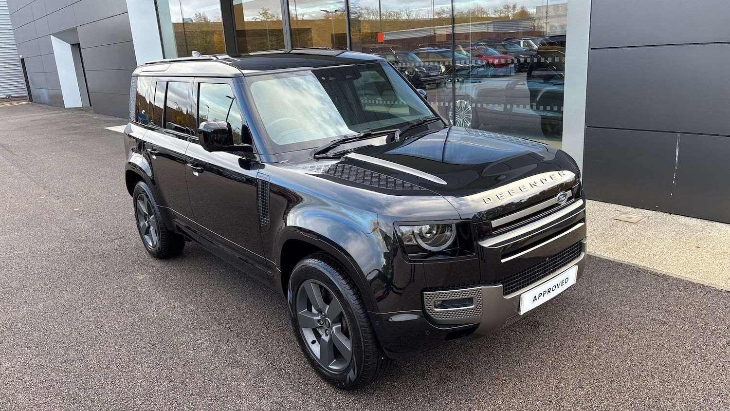 Used Land Rover Defender 2024 for sale - 76460292: Photo 29