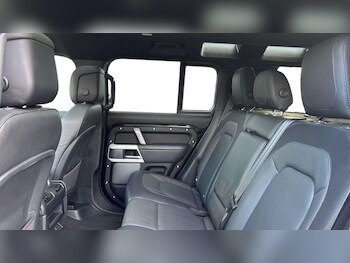 Used Land Rover Defender 2024 for sale - 76460292: Photo