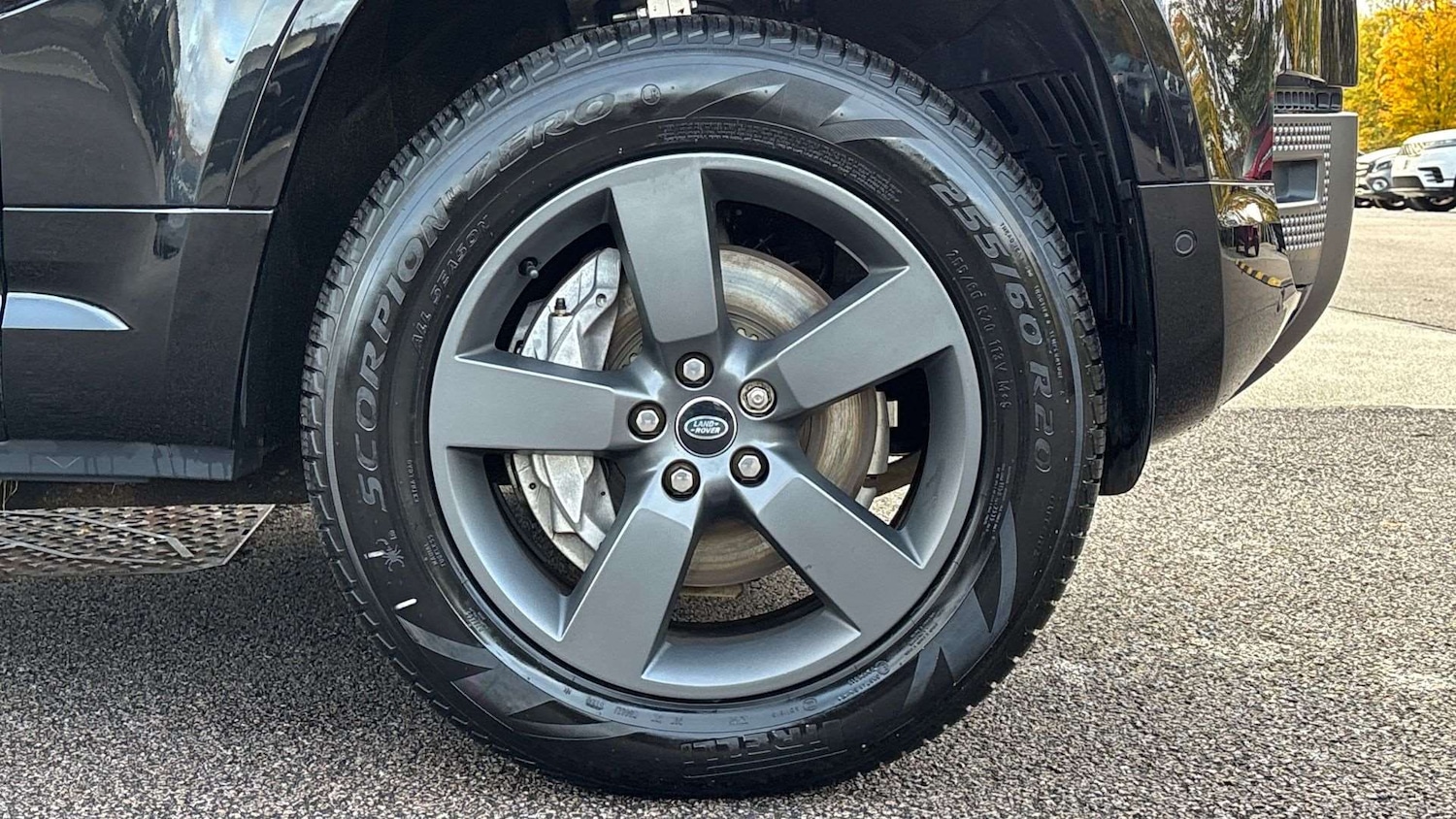 Used Land Rover Defender 2024 for sale - 76460292: Photo 8