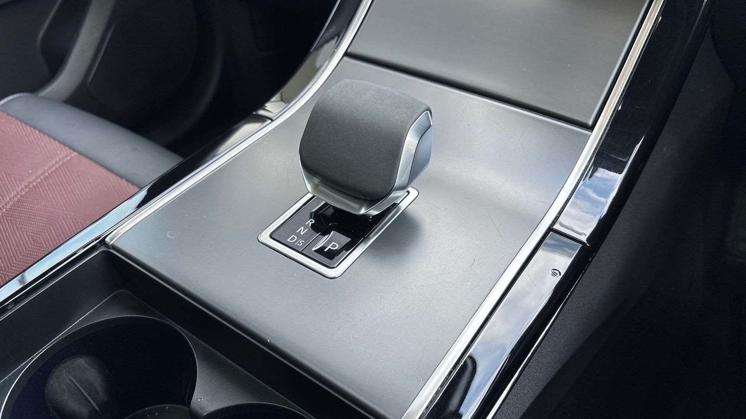 Used Land Rover Range Rover Velar 2024 for sale - 77458703: Photo 13