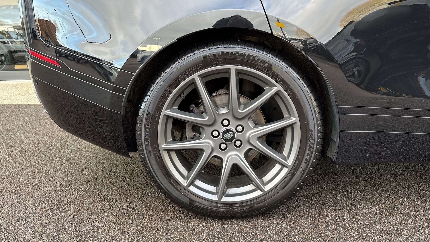 Used Land Rover Range Rover Velar 2024 for sale - 77458703: Photo 30