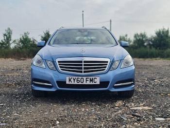 Used Mercedes-Benz E-Class 2010 for sale - 75552863: Photo