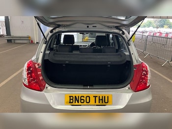 Used Suzuki Swift 2010 for sale - 75600194: Photo