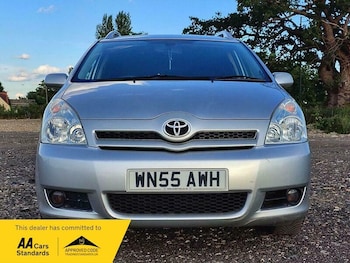 Used Toyota Corolla Verso 2005 for sale - 75552828: Photo