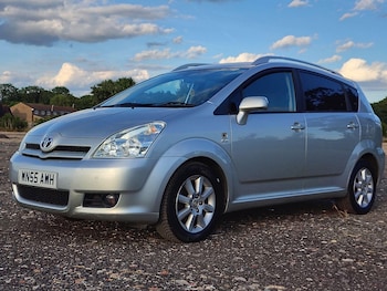 Used Toyota Corolla Verso 2005 for sale - 75552828: Photo