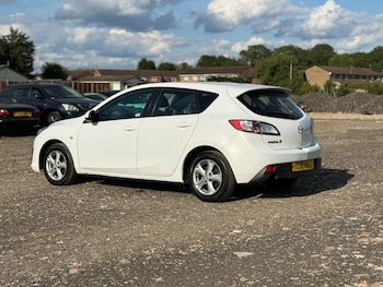 Used Mazda Mazda3 2010 for sale - 75553354: Photo